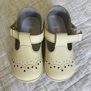 Cream Lamour Angel toddler shoes